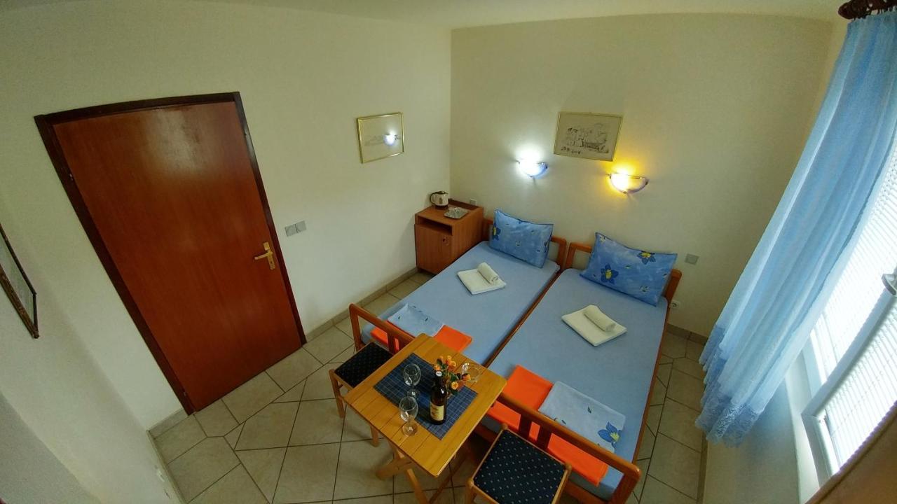 Apartments And Rooms Bova Baška Zewnętrze zdjęcie