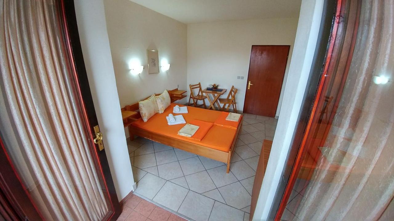 Apartments And Rooms Bova Baška Zewnętrze zdjęcie