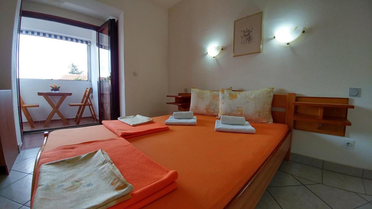 Apartments And Rooms Bova Baška Zewnętrze zdjęcie